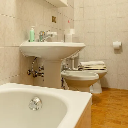 Cesa Silvano Apartment *